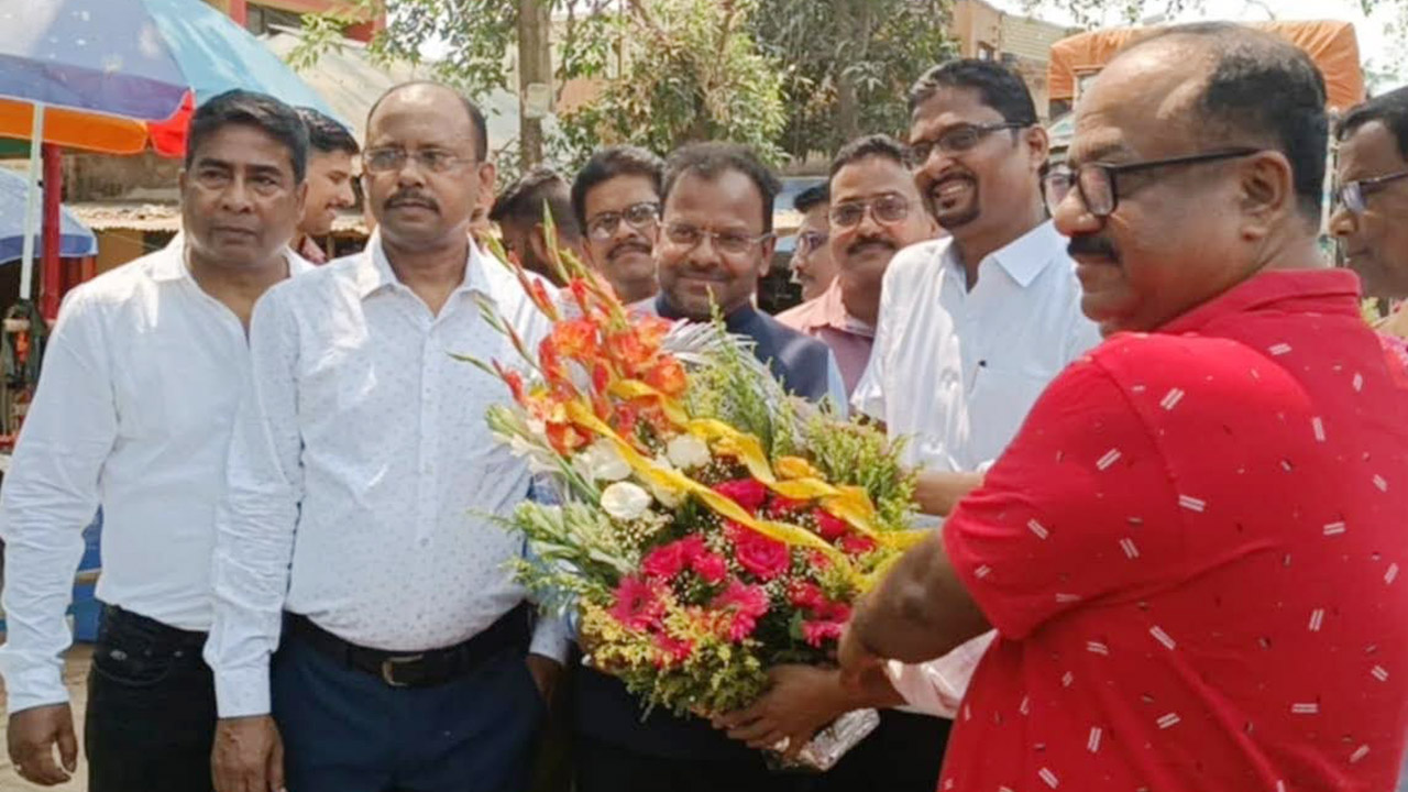 খুব দ্রুত ট্যুরিস্ট ভিসা চালু করা হবে : ভারতীয় সহকারী হাইকমিশনার